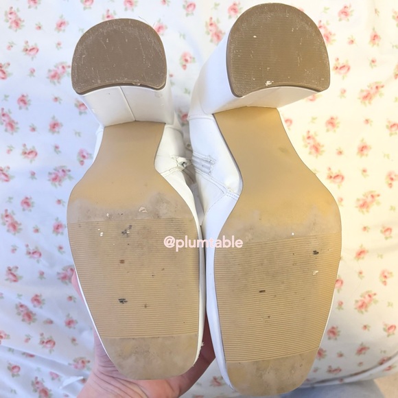 Madden Girl White Heeled Boots - Picture 5 of 5